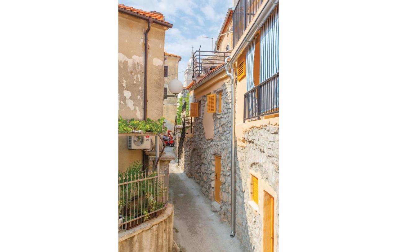 1 Bedroom Beautiful Apartment In Omisalj Exterior photo